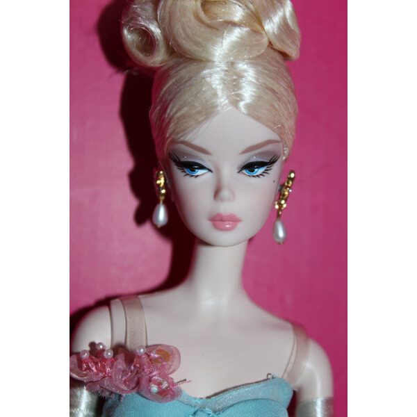 Barbie Collector The Gala S Best Nrfb Silkstone Barbie Thinkpink