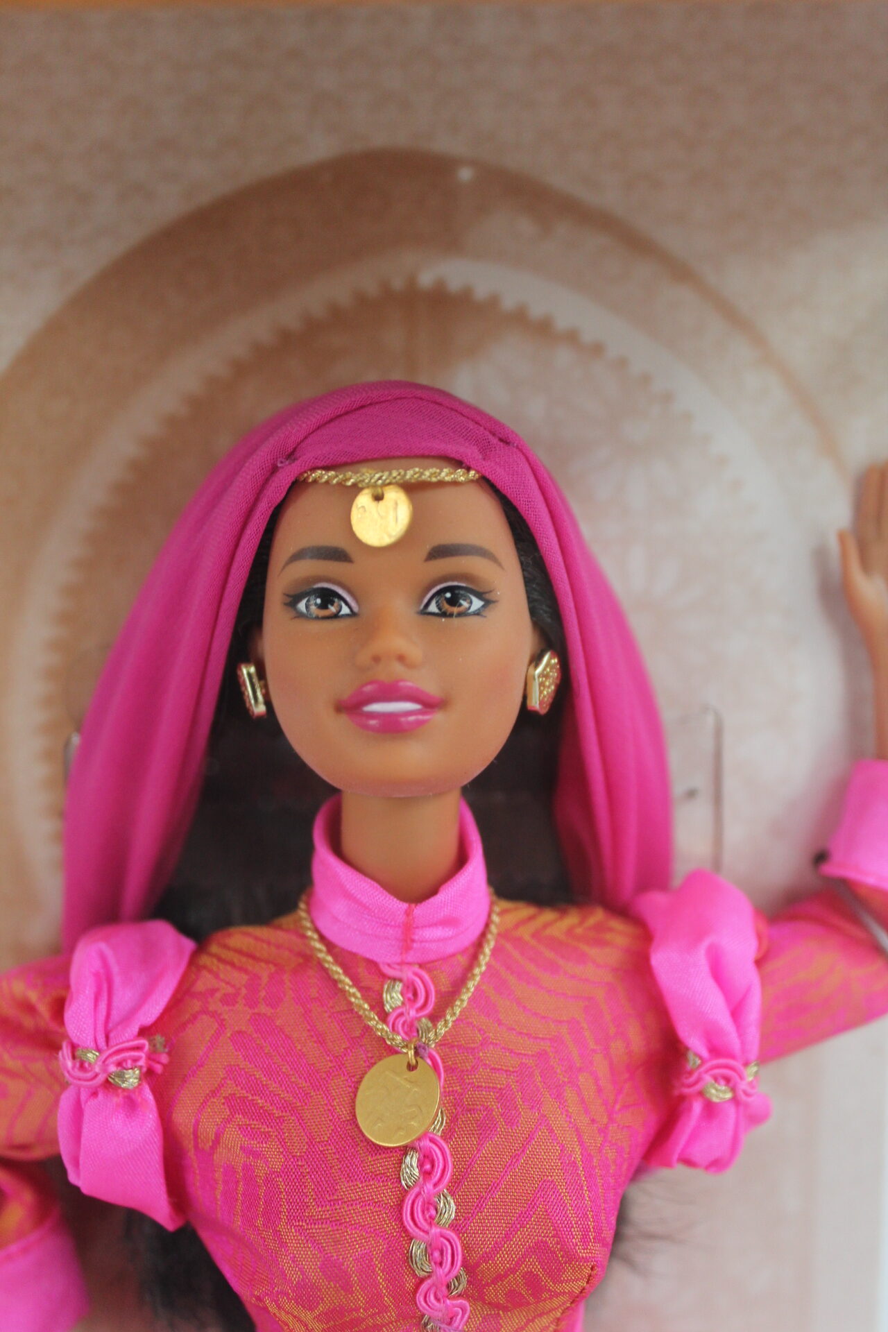 Moroccan barbie online doll