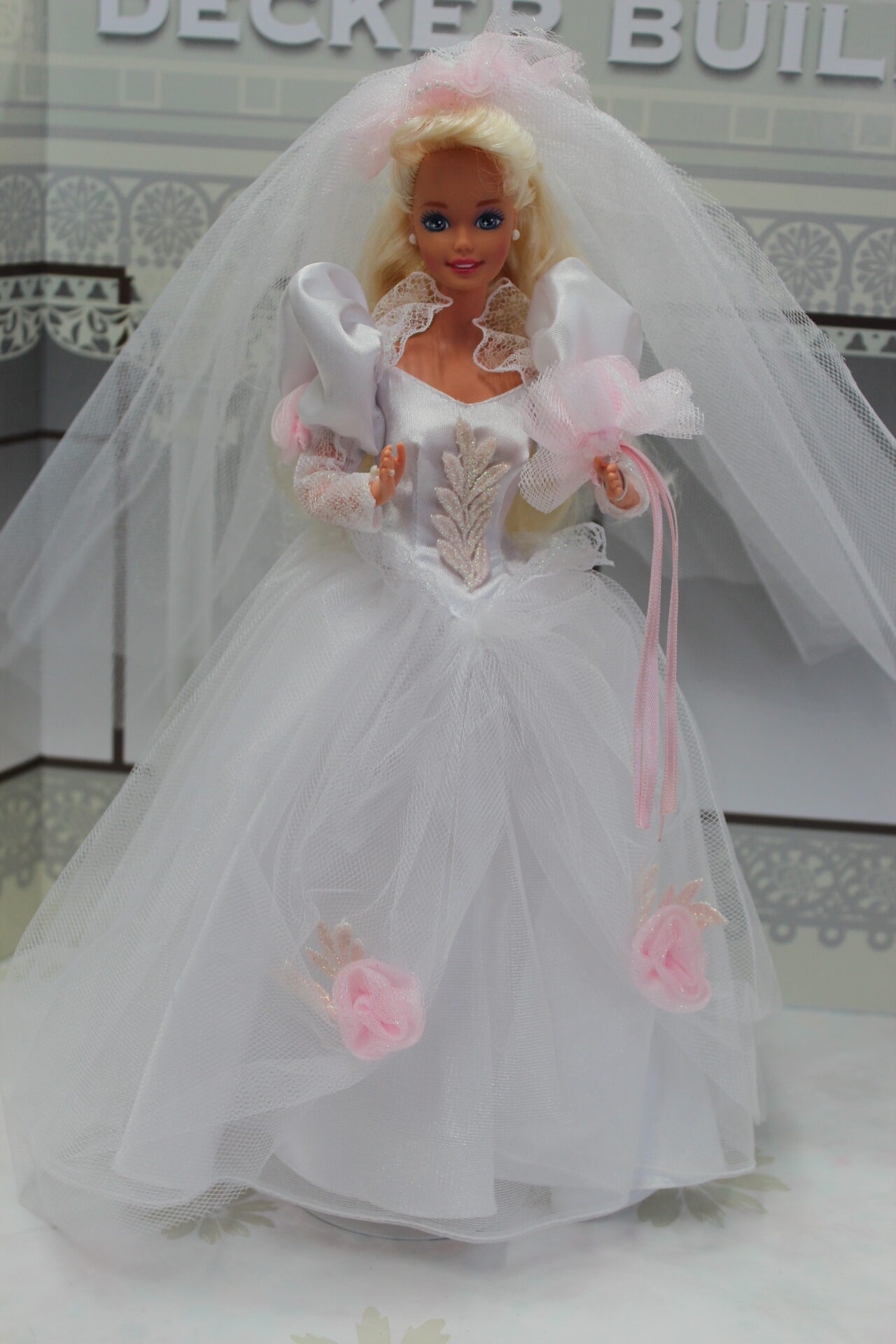 Superstar Barbie White Wedding No.1