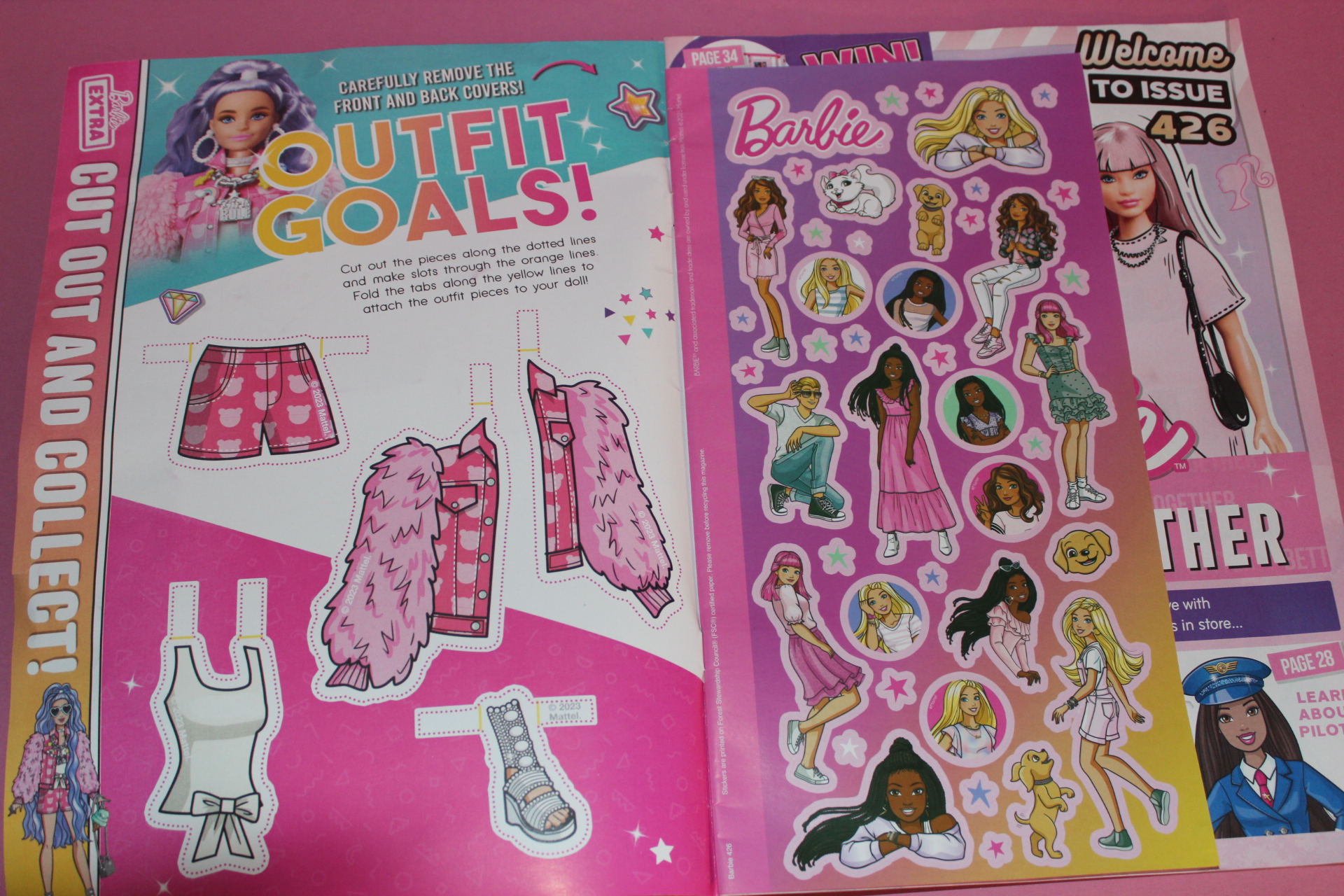 Barbie Collector "Barbie Magazine " Great Britain Version 06/23 - Image 2