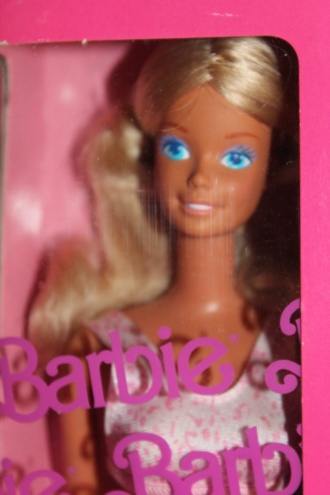 Superstar Barbie Fun to Dress NRFB 1987 | ThinkPink